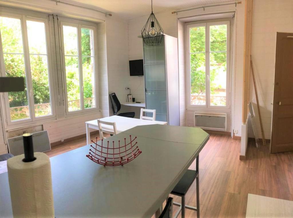 Le Coeur, Studio central refait à neuf, au calme Besançon Extérieur photo